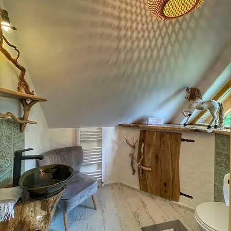 Apartament Gliniana *